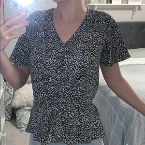 Leopard top with not in the front